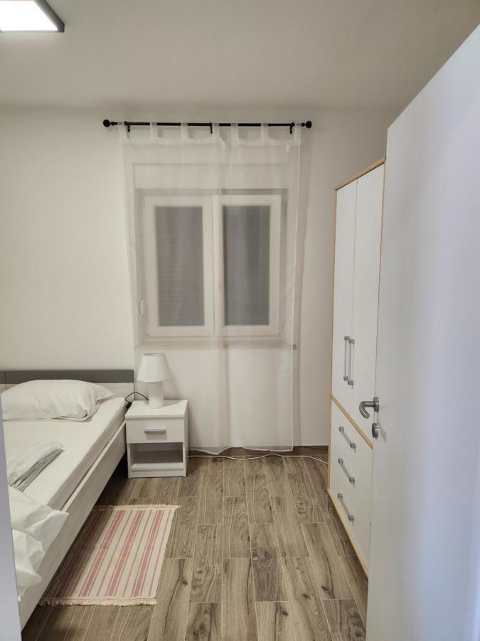 H&D Apartment Sumartin Kültér fotó